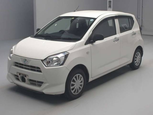 23050 DAIHATSU MIRA E S LA350S 2018 г. (TAA Kantou)